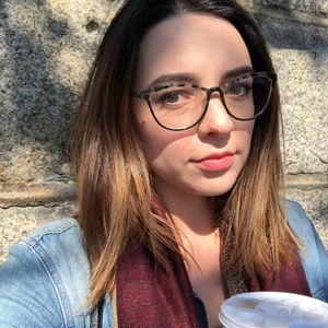 Meet your Posher, Emily